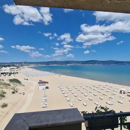 Lejlighed Beachfront Oasis Vip Club Sunny Beach